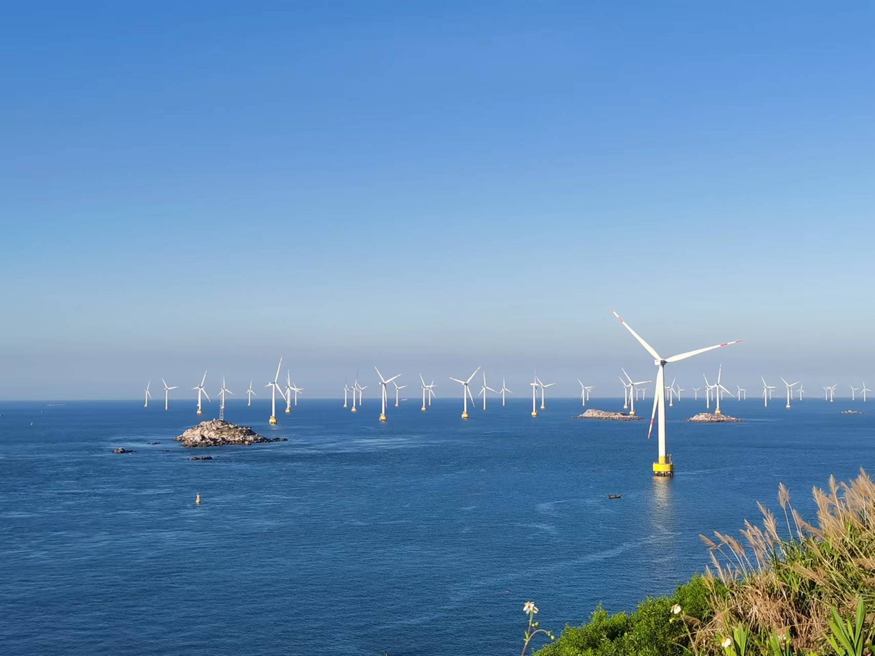 成功中標(biāo)“華潤電力連江外海70萬千瓦海上風(fēng)電場項目海域使用論證與環(huán)境影響評價、海洋水文觀測及海纜桌面路由技術(shù)服務(wù)”.jpg
